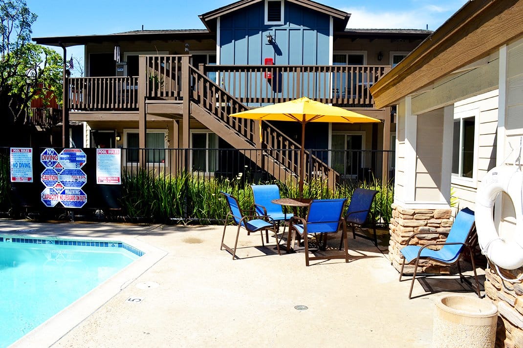 Village Grove Apartments
