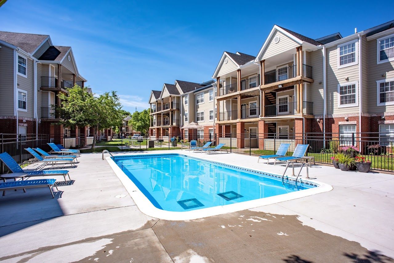Village Woods Apts
