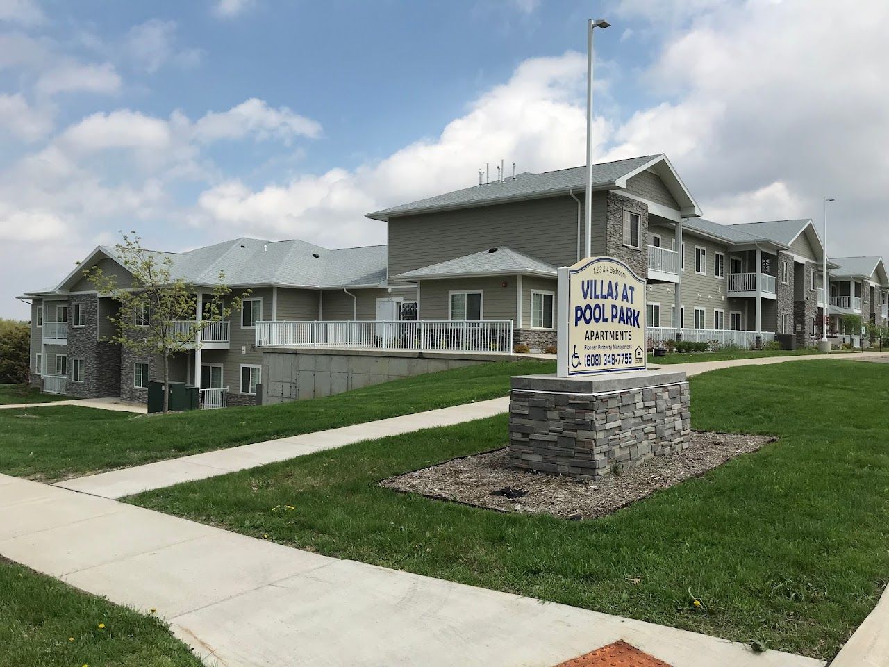 Villas At Pool Park