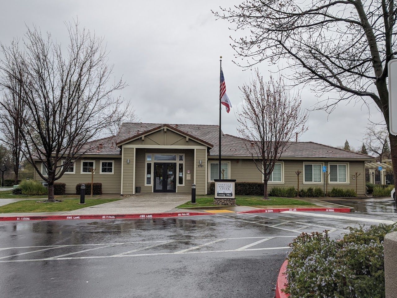 Vintage Willow Creek Senior Apts