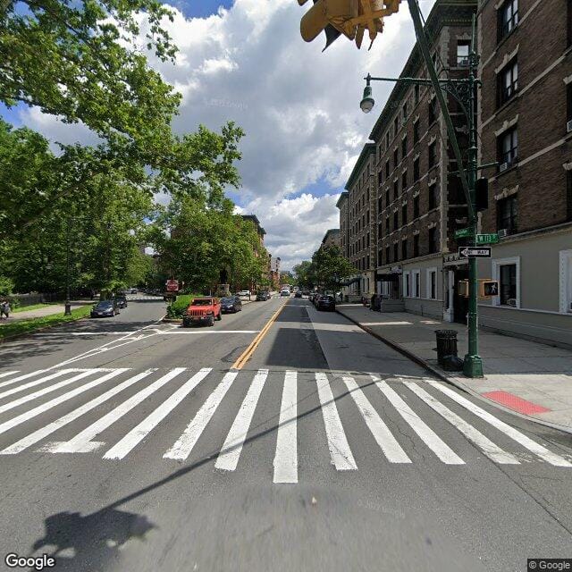 W 113 Street Housing