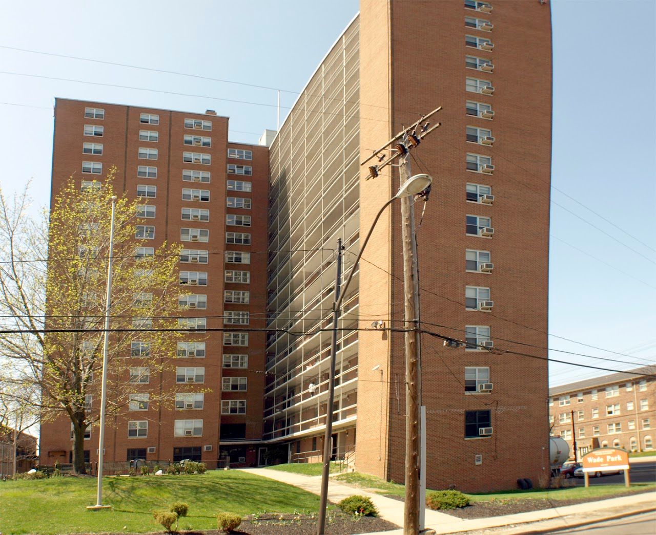 Wade Apartments