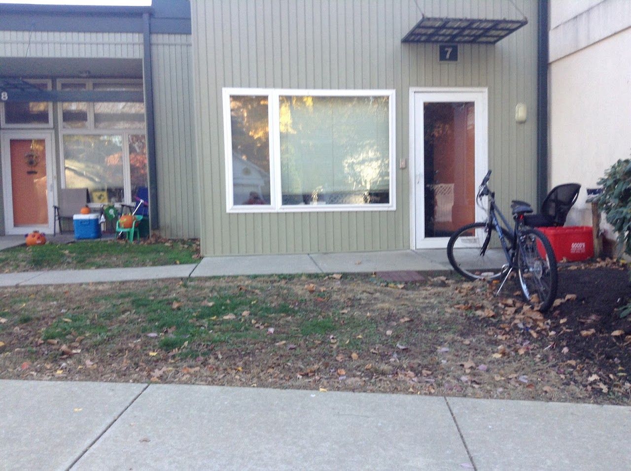 Walnut St Apts
