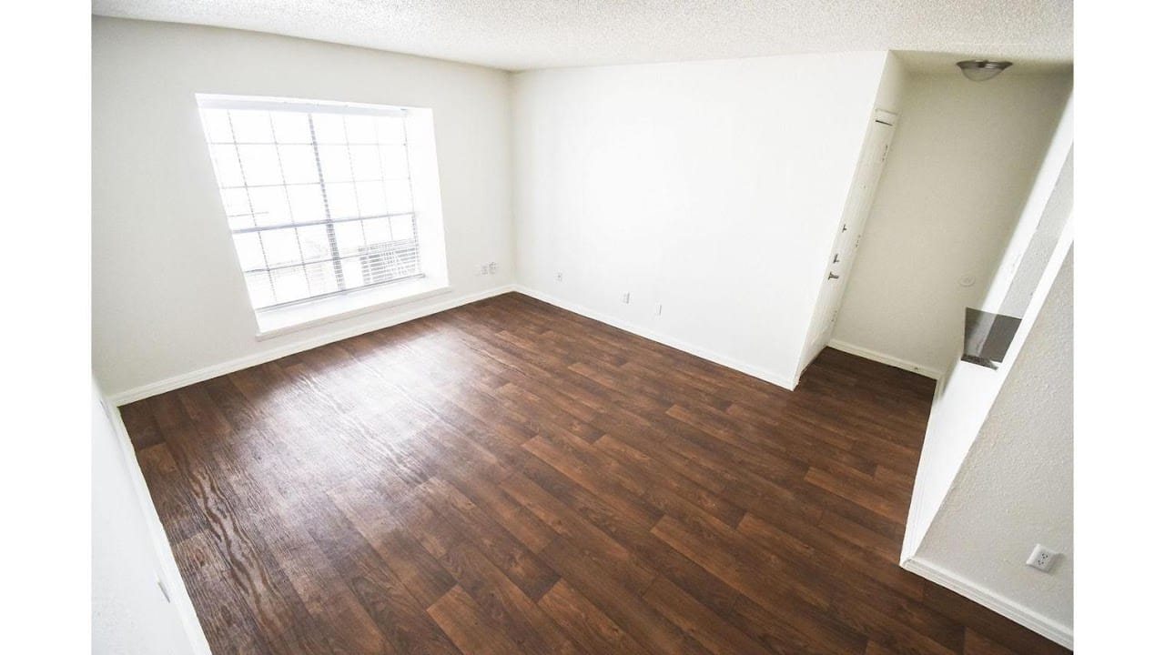 Waterloo Apts