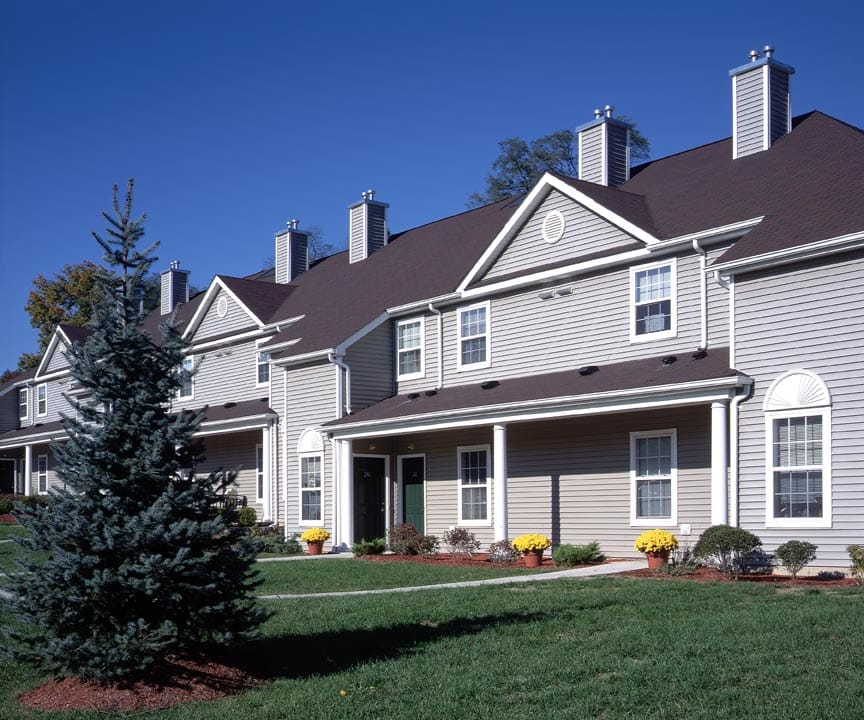 Wb Stone Hill Apts