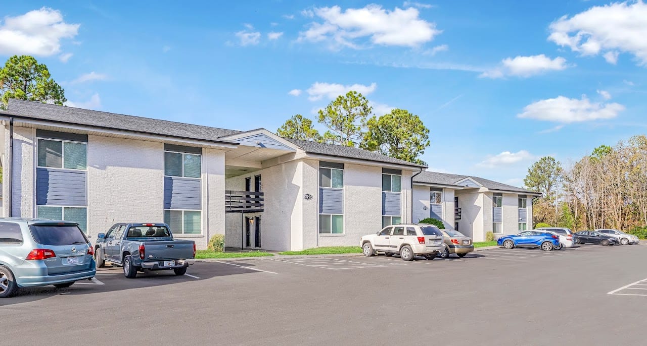 Wellington Place Apts