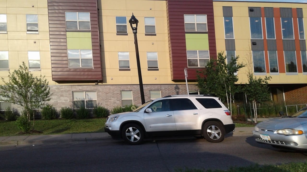 West Broadway Crescent