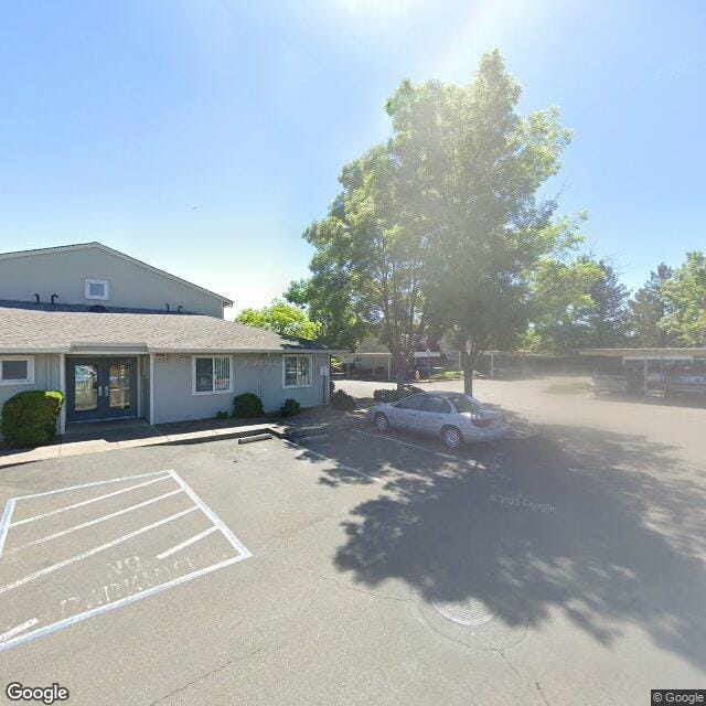 West Oaks Apts