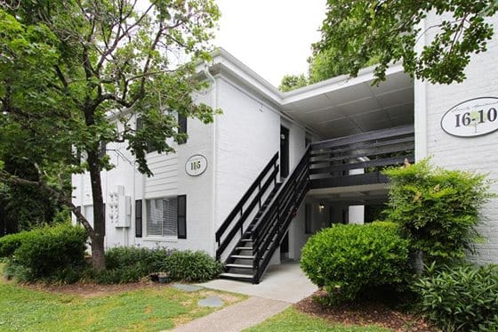 Westbridge Apts