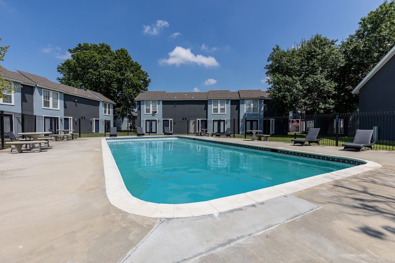 Westchase Apts