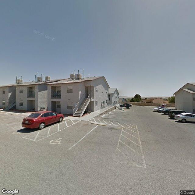 Western Redd Apts