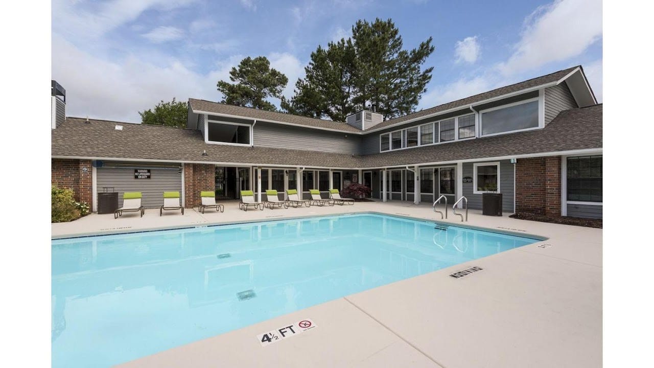 Westridge Woods Apts