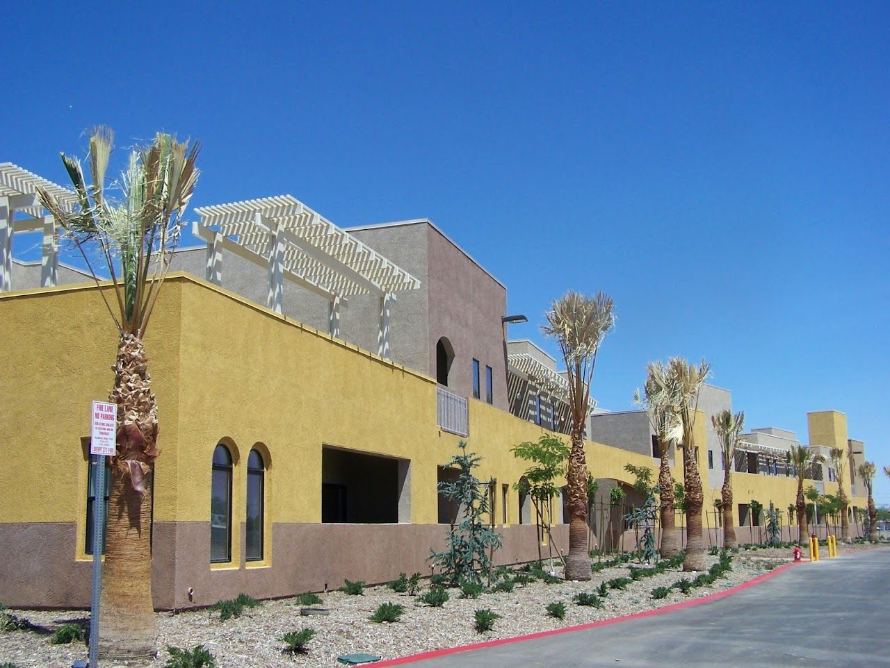 Whispering Palms Apts