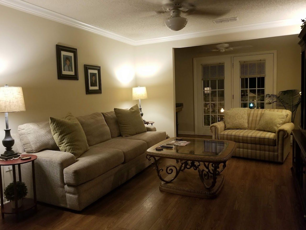 Whitehall Commons Apartments