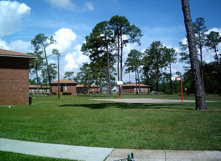 William Bell Apts