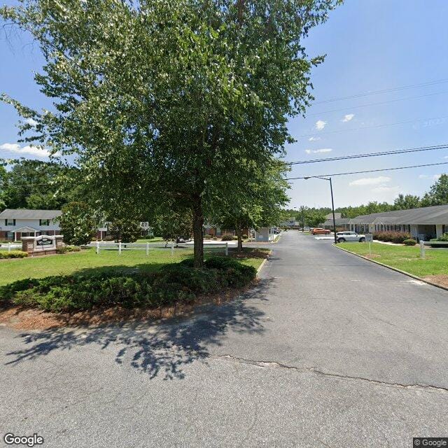 Willow Apts