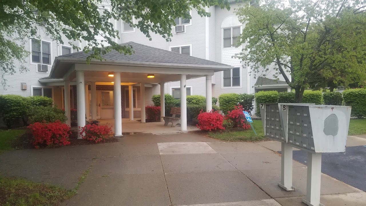 Willow Court