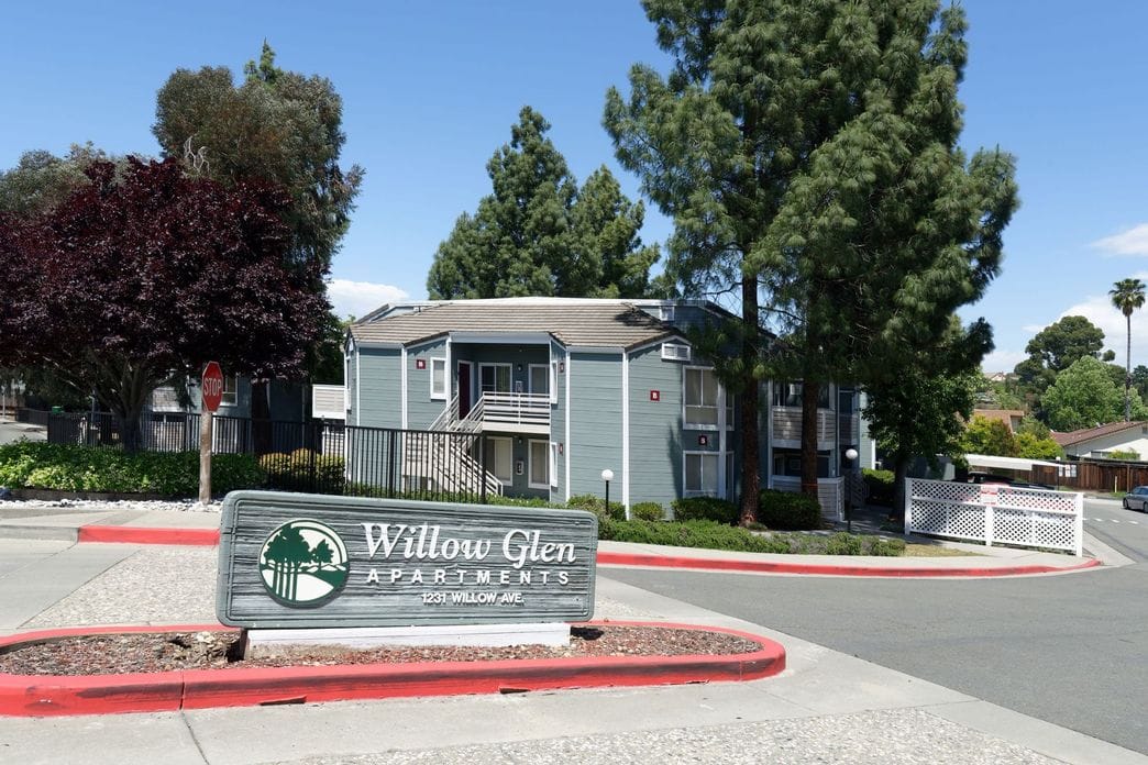 Willow Glen Apartments