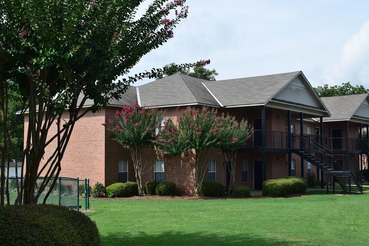 Winding Creek Apts