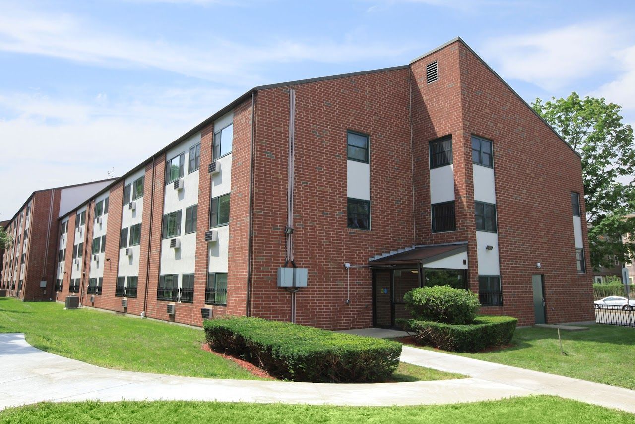 Woodbourne Apts
