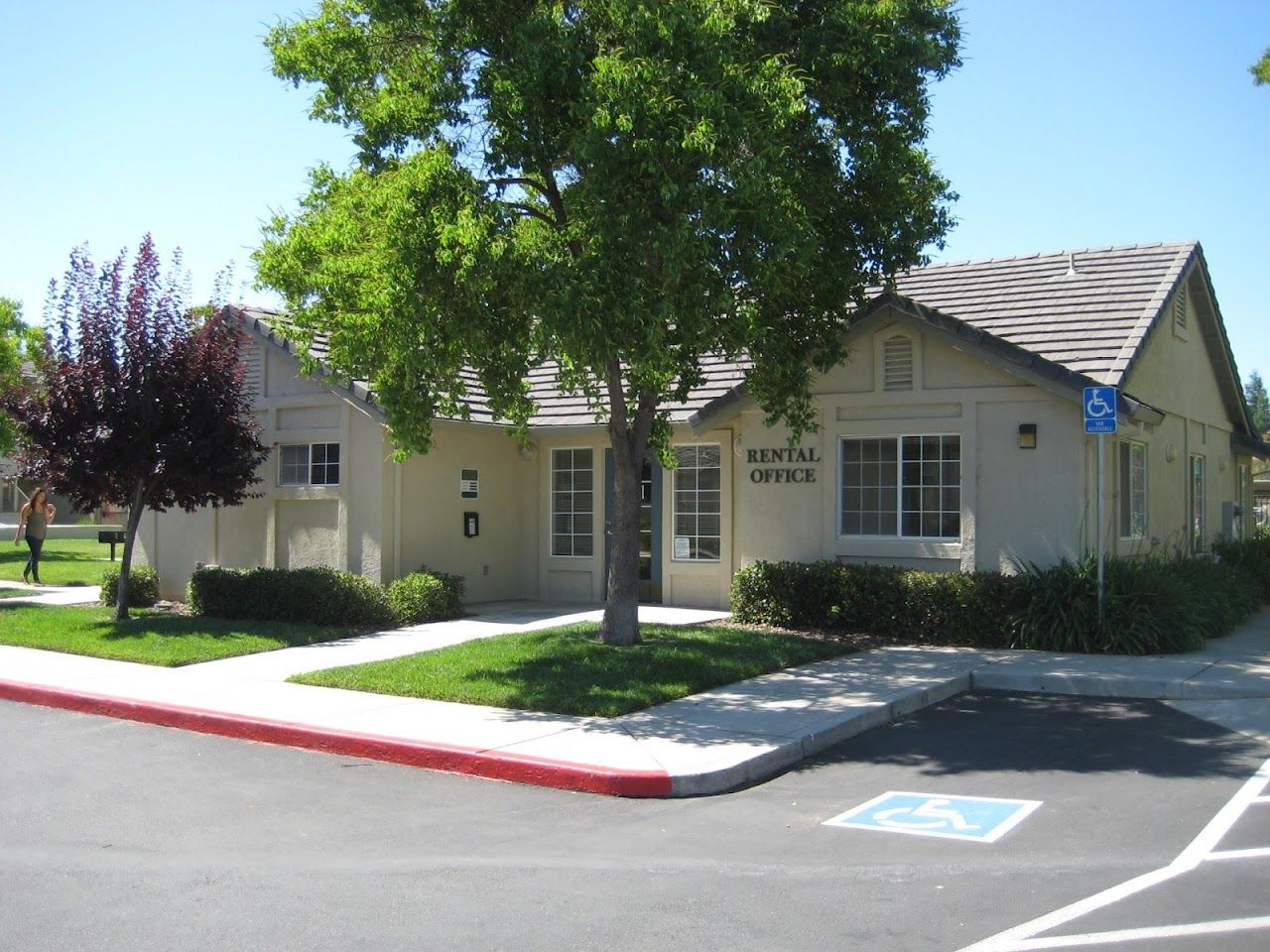 Woodcreek Apts