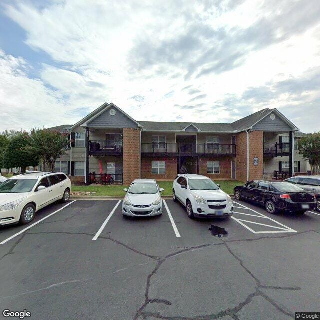 Woodland Park Apts