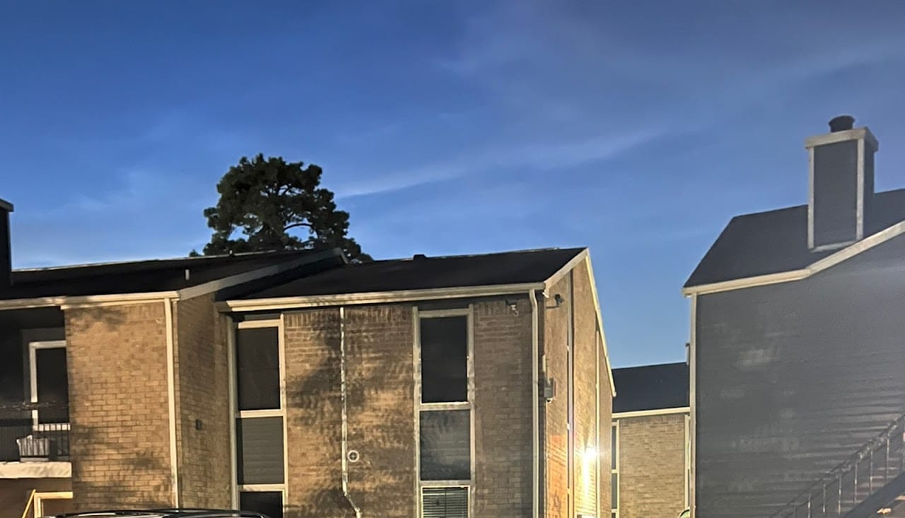 Woods Of North Park Apts