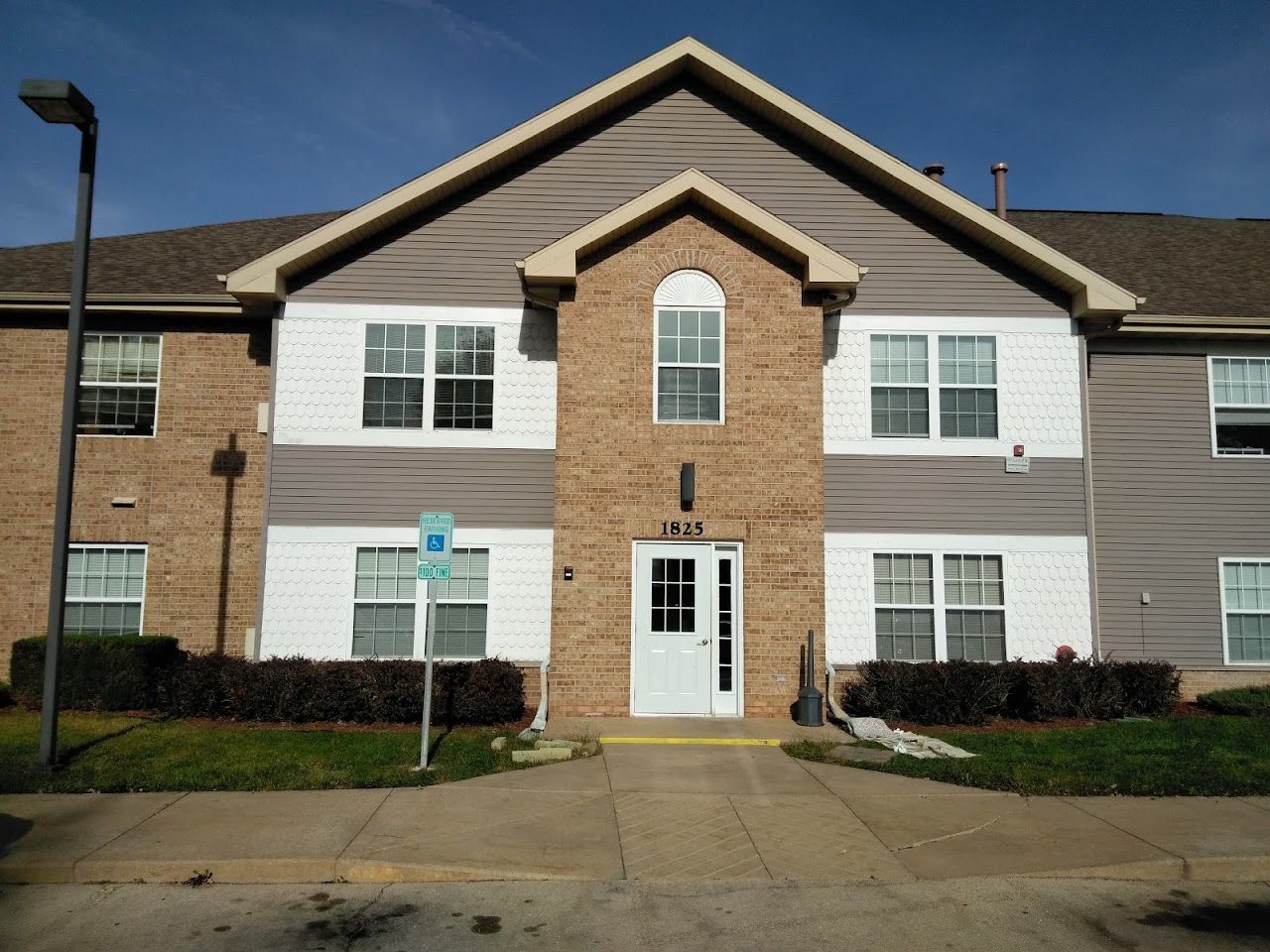 Yellow Creek Glen Apts