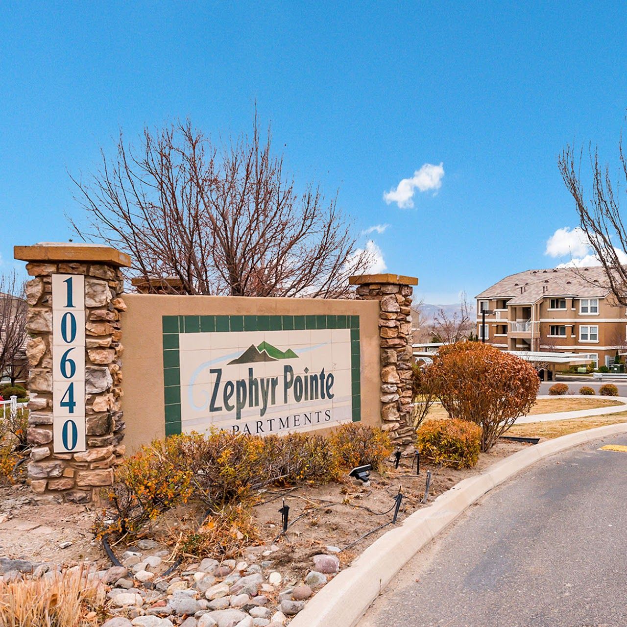 Zephyr Pointe Apartments