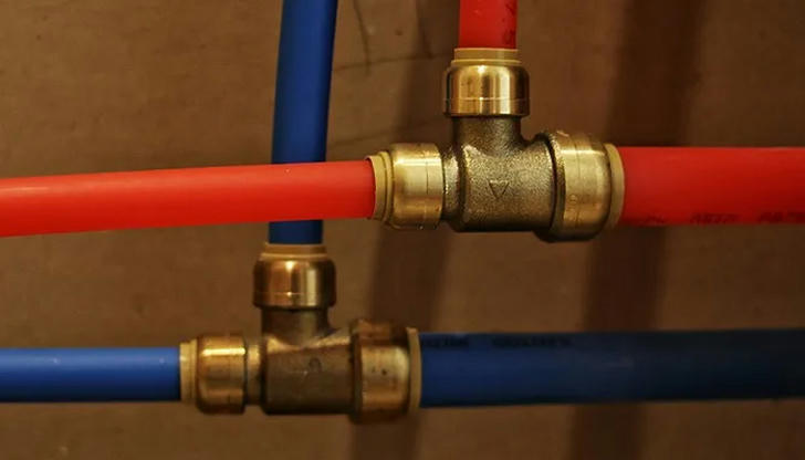 Which pipe is considered the best choice for indoor drinking water supply?