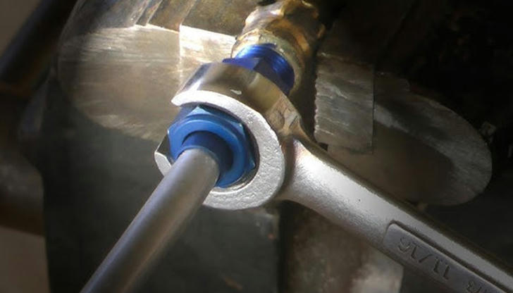 Which wrench is designed for tightening soft tubing nuts?