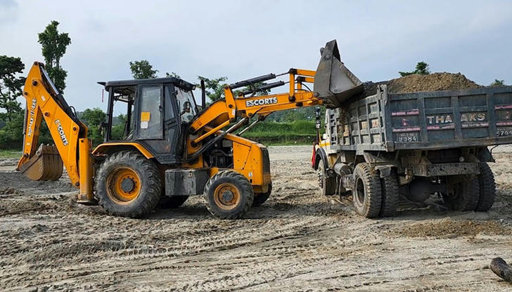 This equipment loads materials into trucks or moves debris around a site.
