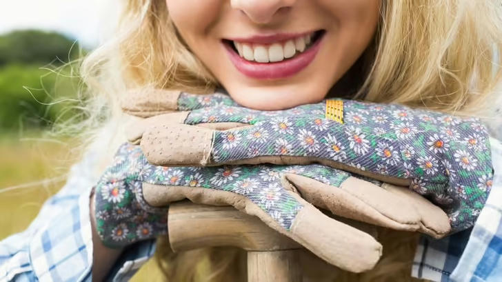 Can you name this gardening tool?