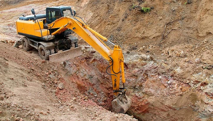 What is the main job of this excavator?