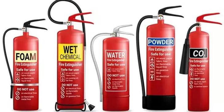 Which type of extinguisher should be used on flammable liquids like gasoline?