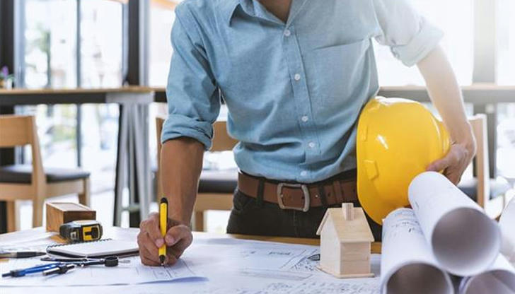 Does a General Contractor usually do all the hands-on work?