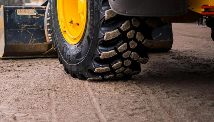Why are tires important on a wheel loader?