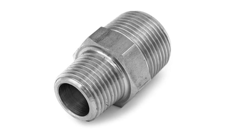 Which fitting is used to join two pipes of different diameters?