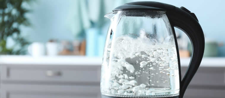 What is the boiling point of water on the Celsius scale?