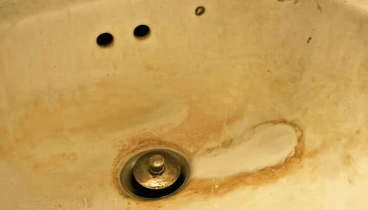 Which product is most used to remove bathroom hard water stains?