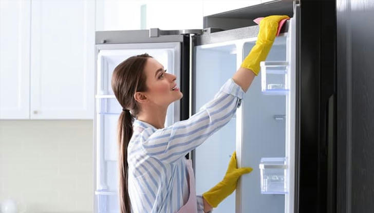 What is best for cleaning the exterior of a refrigerator?