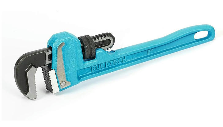 Which tool is primarily used to tighten threaded pipe fittings?
