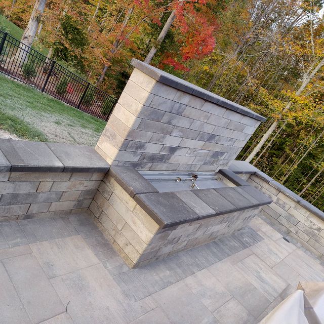 De La Rosa Patios & Landscaping, LLC