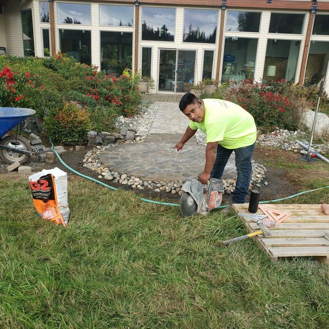Juan's   Landscaping  & Construction