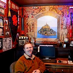 Walls of Art LLC